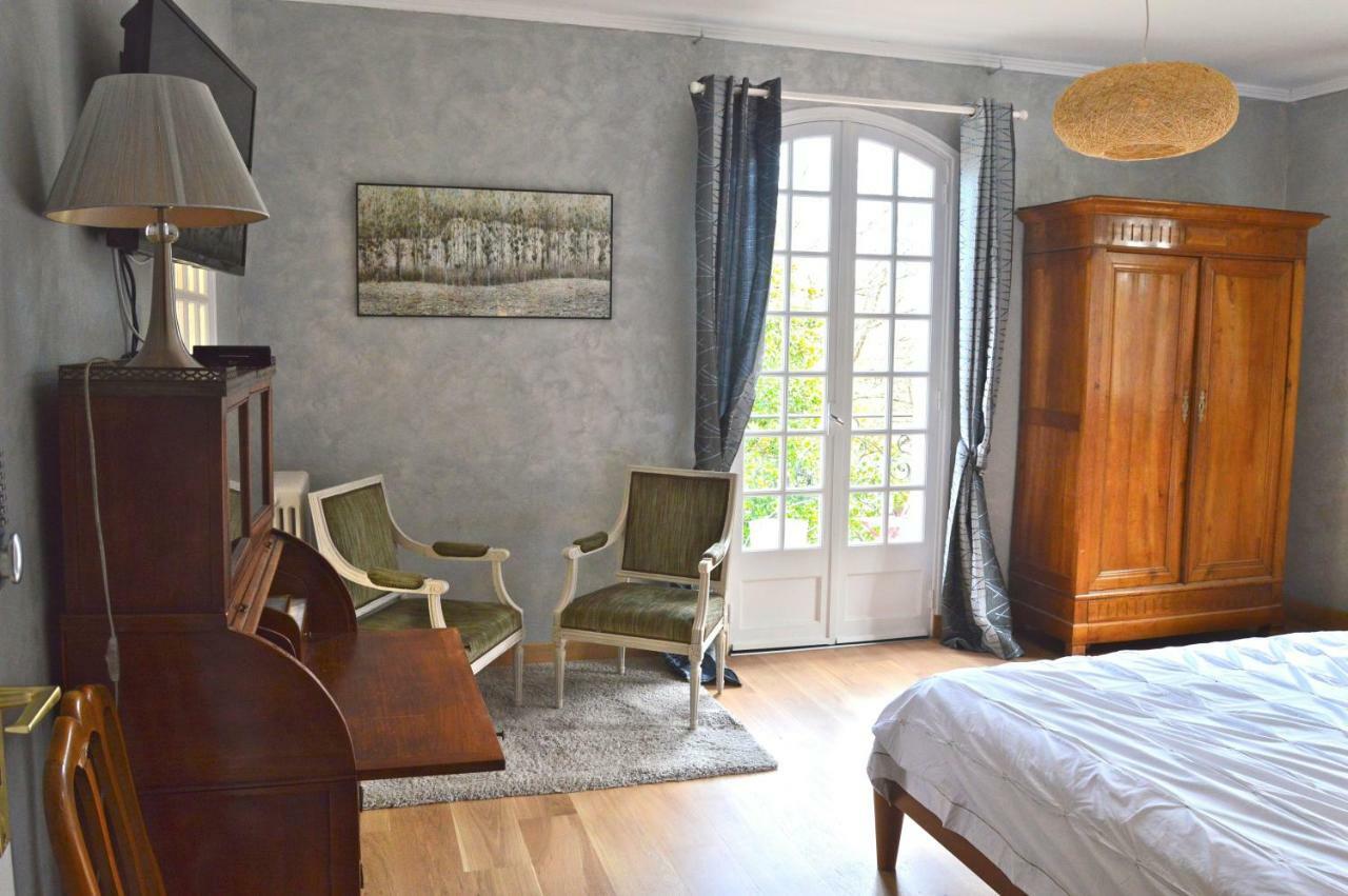 L'Escalere Bed & Breakfast Arnaud-Guilhem Екстериор снимка
